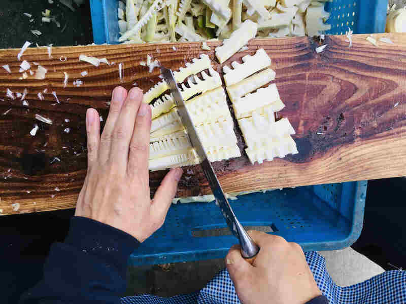 三月筍，正當鮮，一口嘗盡江南春