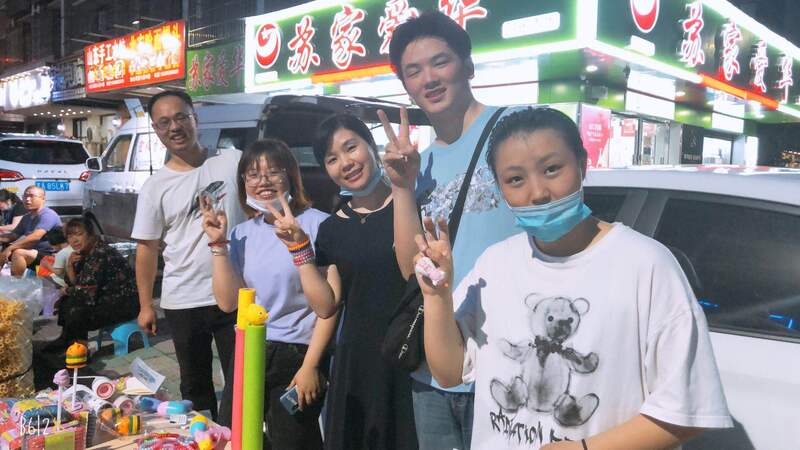 優勝業務二部義烏辦的擺攤之行